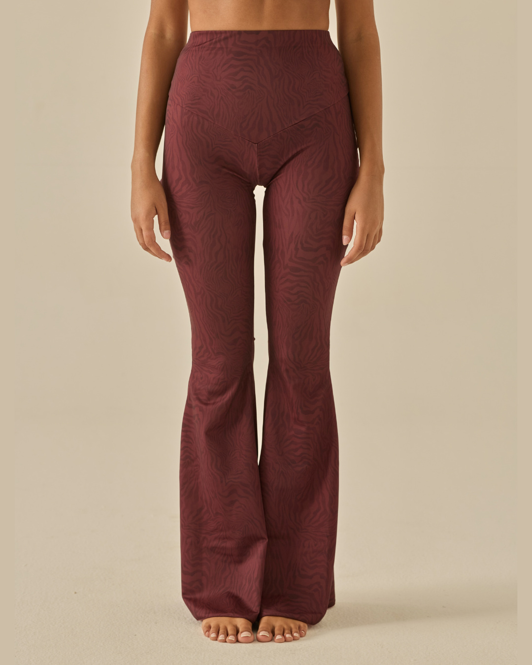 Comfy Zampa - Zebra Bordeaux