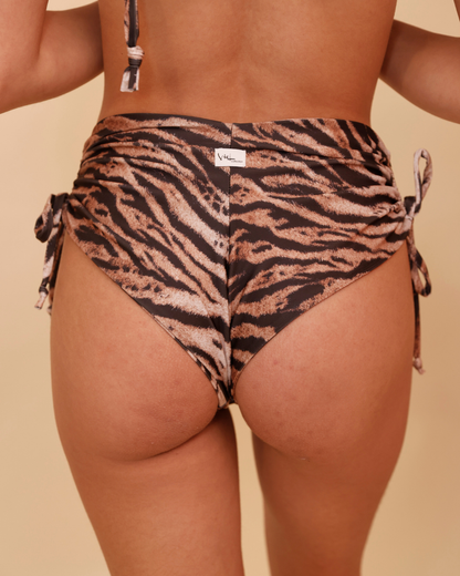 Dea con arriccio - Tigre