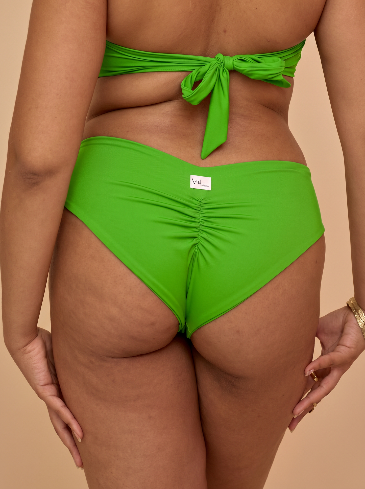 Dafne - Kiwi